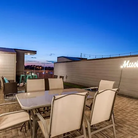 Game And Skydeck - Book Today Nashville