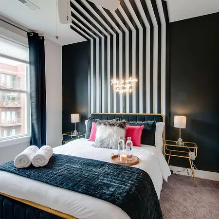 Close To The Gulch - Book Today