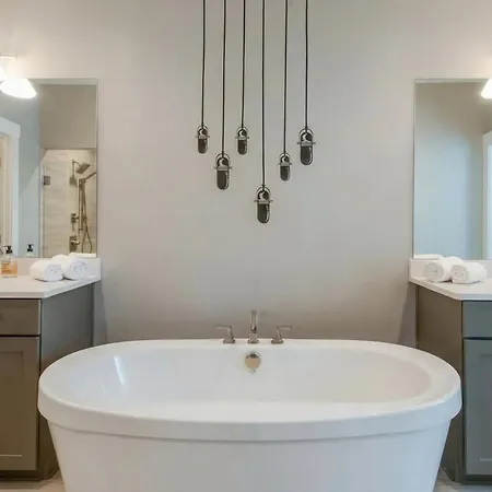 Holiday home Close To The Gulch - Book Today *
