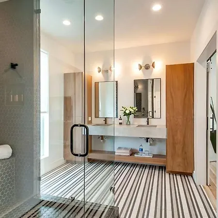 Holiday home Close To The Gulch - Book Today Nashville