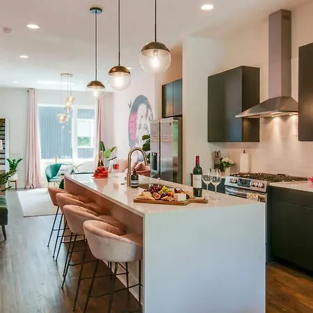 Holiday home King & Queen 2 Homes - 24 Beds Views Nashville