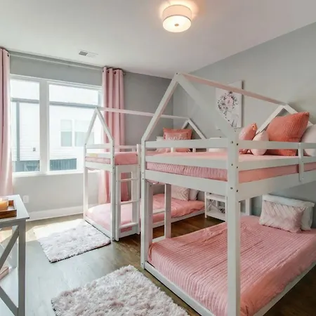Holiday home King & Queen 2 Homes - 24 Beds Views Nashville