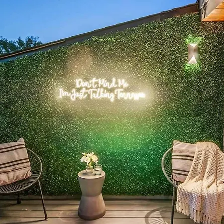 Close To The Gulch - Book Today *