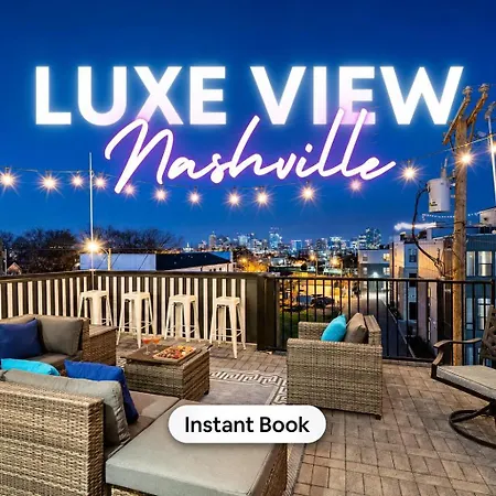 New Luxe 4br 12 Beds - Roofdeck Views - Chefs Kitchen Holiday home *