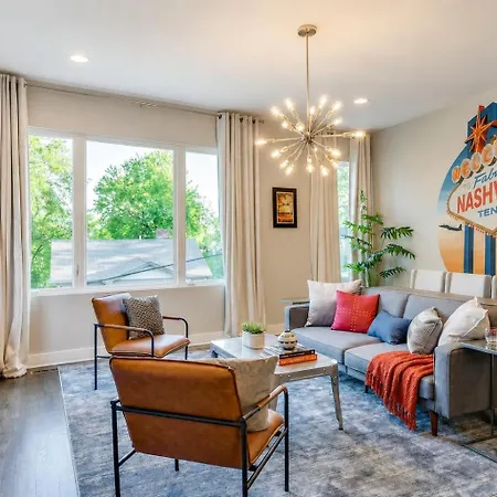 Holiday home New Nashvegas Downtown Rooftop Views 13beds Nashville