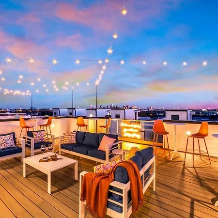 New Nash Eras - Rooftop Decks With Hot Tub - 15 Beds * Nashville