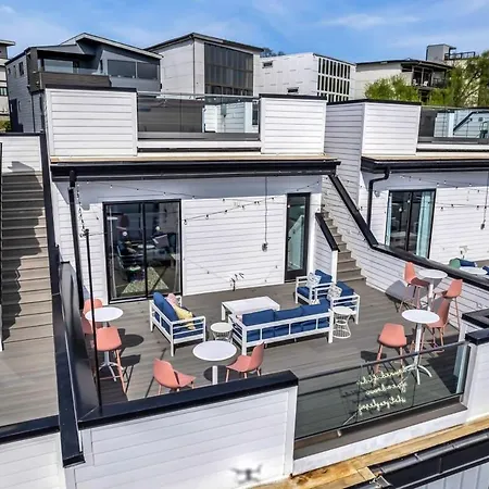 New Nash Eras - Rooftop Decks With Hot Tub - 15 Beds *