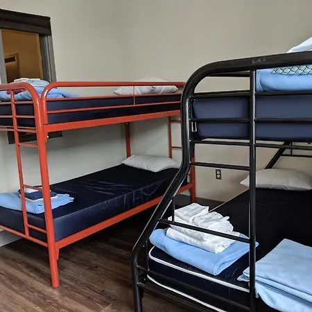 Hostel Downtown - Adults Only