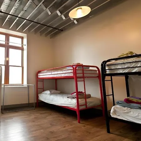 Downtown - Adults Only Hostel *