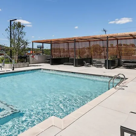 Stylish Retreat Near Downtown Nashville