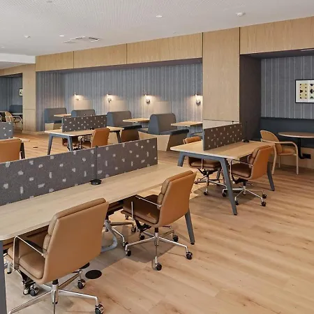 Stylish Retreat Near Downtown
