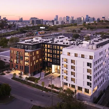 Apartment Stylish Retreat Near Downtown *