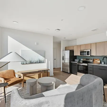 Apartment Stylish Retreat Near Downtown Nashville