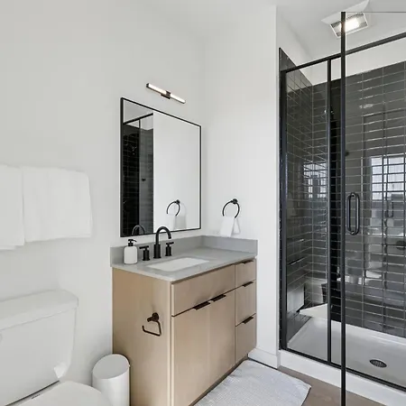 Stylish Retreat Near Downtown * Nashville