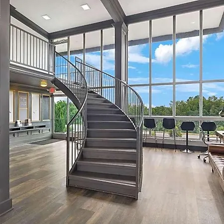 Hillside Crossing 3*