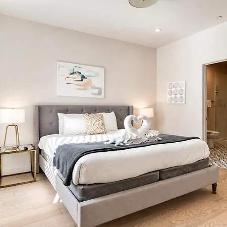 4br Oasis With Rooftop Skyline Views * Nashville