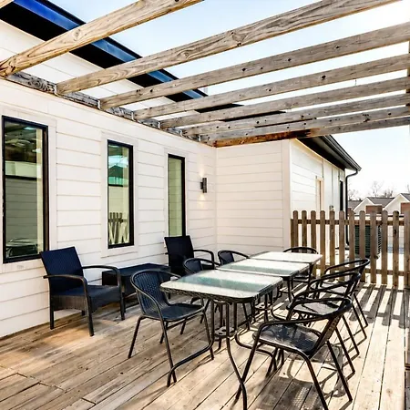 4br Oasis With Rooftop Skyline Views *