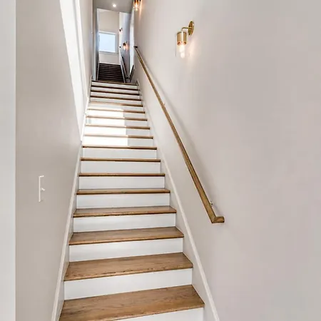4br Oasis With Rooftop Skyline Views Holiday home Nashville