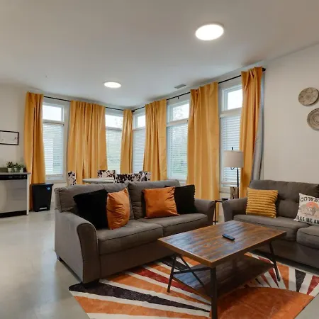 Spacious 2br Retreat, Near The Gulch *