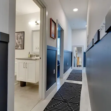 Spacious 2br Retreat, Near The Gulch *