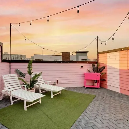 The Pink Palace, Rooftop Deck, Bachelorette Hq Nashville