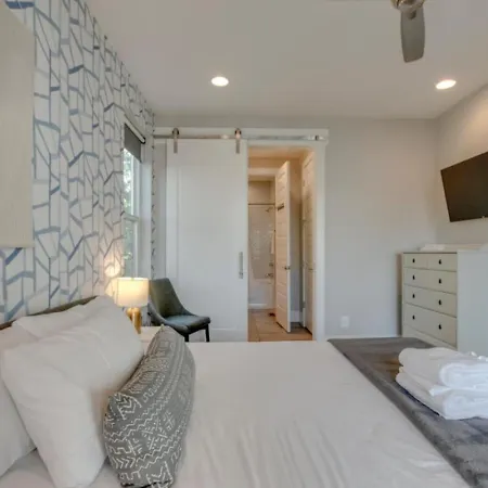 Spacious Gulch Retreat Super Skyline Views * Nashville