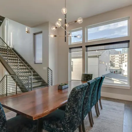 Holiday home Spacious Gulch Retreat Super Skyline Views