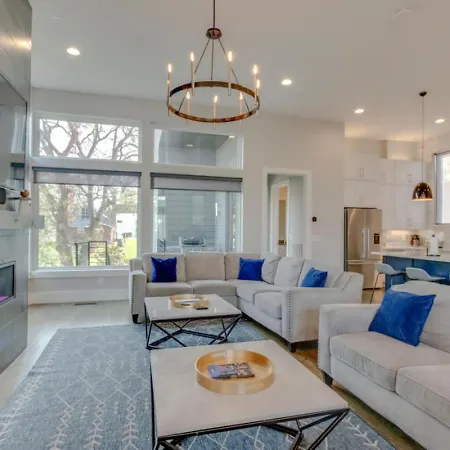 Spacious Gulch Retreat Super Skyline Views *