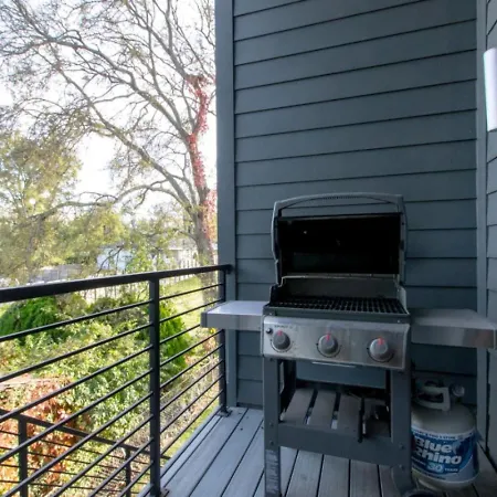 Spacious Gulch Retreat Super Skyline Views *