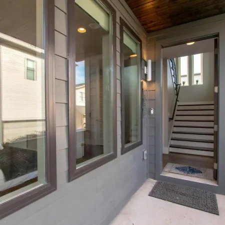 Holiday home Spacious Gulch Retreat Super Skyline Views Nashville