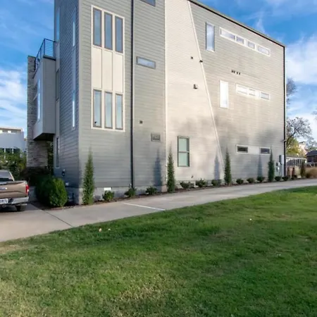 Spacious Gulch Retreat Super Skyline Views Holiday home