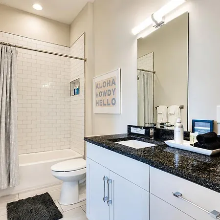 Apartment West End 4 Bd L 4bath Walk To Bars-close To Broadway *