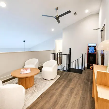 West End 4 Bd L 4bath Walk To Bars-close To Broadway Apartment Nashville