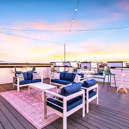 Holiday home Taylor Swift Inspired Hot Tub Rooftop Deck Views Nashville