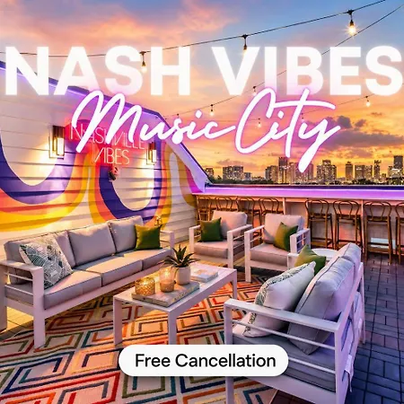 Holiday home Game & Rooftop Deck At Downtown *