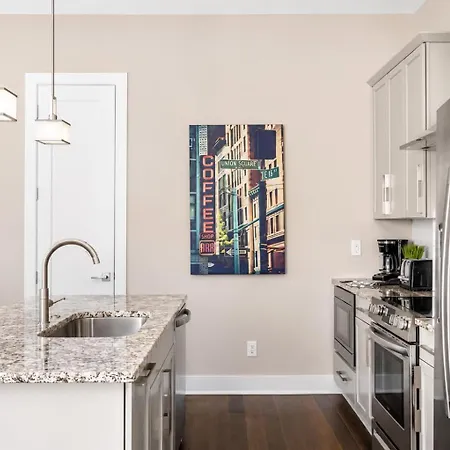 Two Luxury Homes Side-by-side Sleeps 24