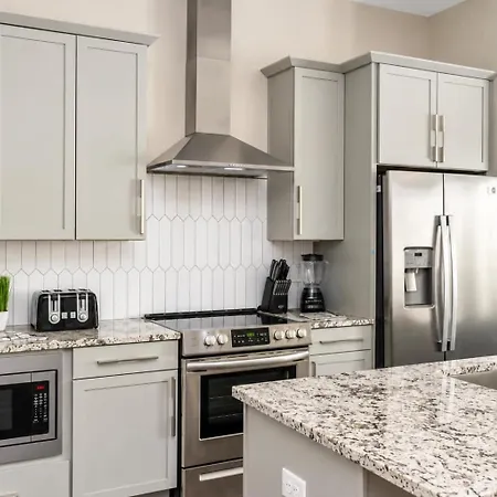 Two Luxury Homes Side-by-side Sleeps 24 *