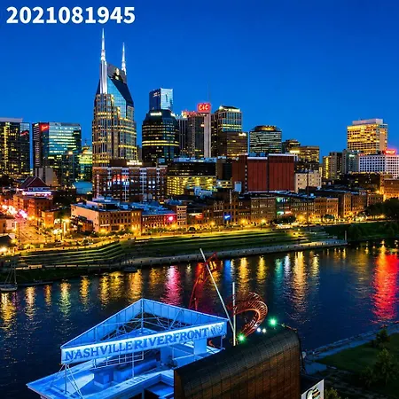 Retreat Sleeps 12 Minutes To Broadway Nashville