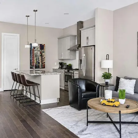 Two Luxury Homes Side-by-side Sleeps 24 Nashville