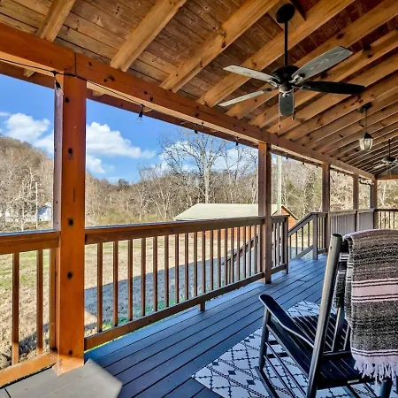Holiday home Creeks Luxury Retreat 15 Min To Downtown Nashville