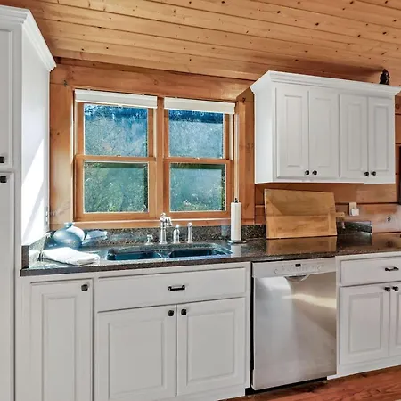 Holiday home Creeks Luxury Retreat 15 Min To Downtown
