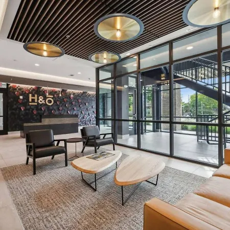 Holiday home The Smokeshow On Music Row Near Broadway In Downtown Nashville- Pool, Gym, Patio
