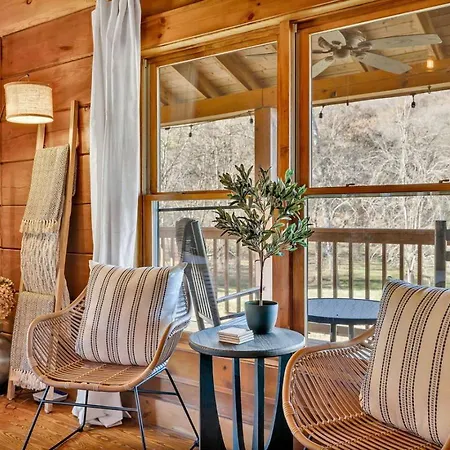 Holiday home Creeks Luxury Retreat 15 Min To Downtown