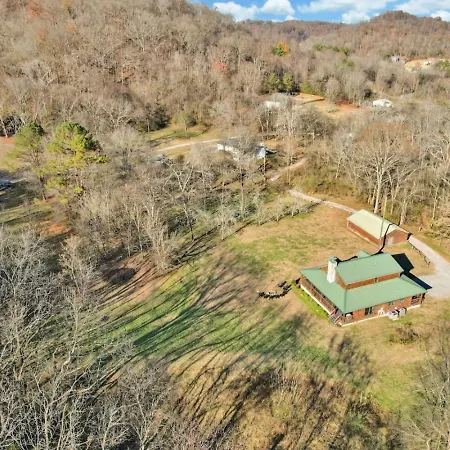 Holiday home Creeks Luxury Retreat 15 Min To Downtown