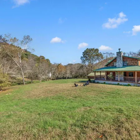 Creeks Luxury Retreat 15 Min To Downtown Holiday home