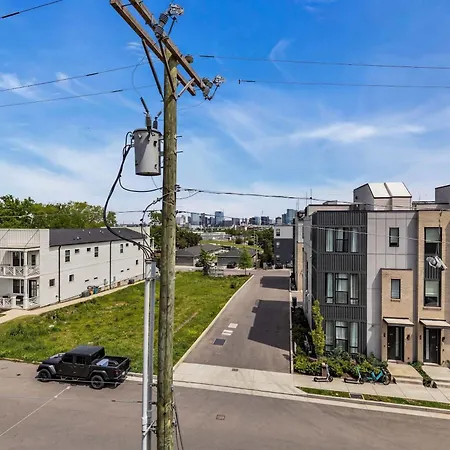 Brand New Views Karaoke Near Downtown *