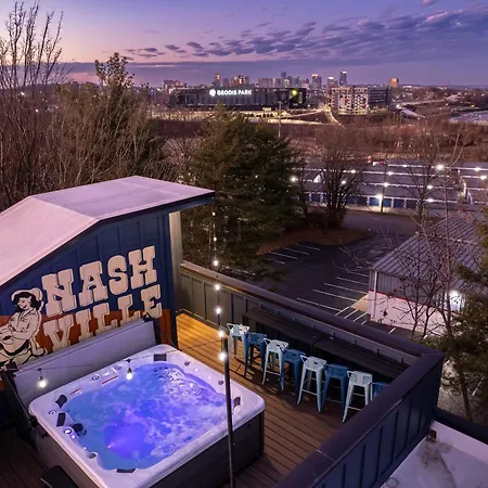 Holiday home 4 Rooftop Decks 4 Hot Tubs Game & Sauna Nashville