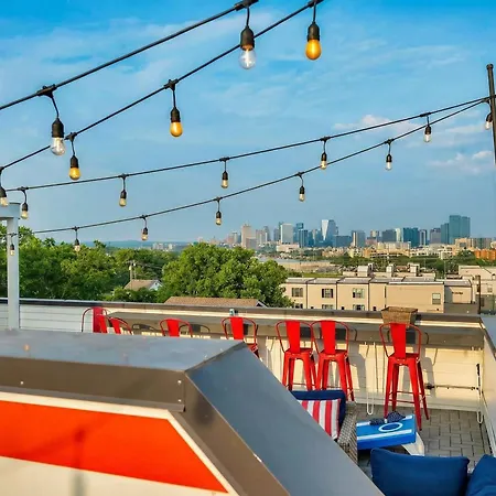Rooftop Deck & Shuffleboard Bbq Near Downtown Holiday home Nashville