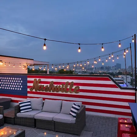 Ultimate Rooftop Double Games Bbq Skyline Views Holiday home