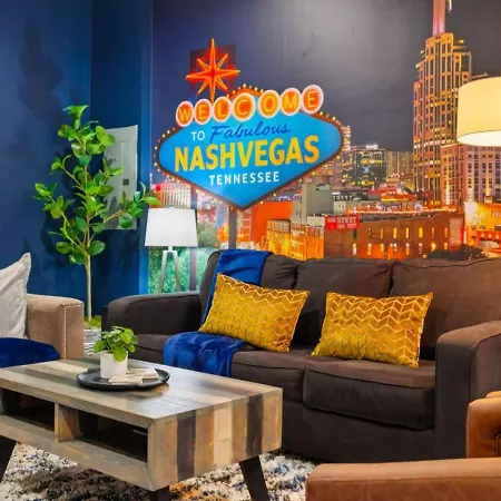 Fabulous Nashvegas Loft Retreat Near Vandy Off West End Mins To Broadway Holiday home Nashville